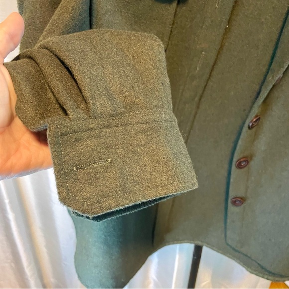 Listicle olive green, oversized Medium, Shacket, NWT - Picture 4 of 6